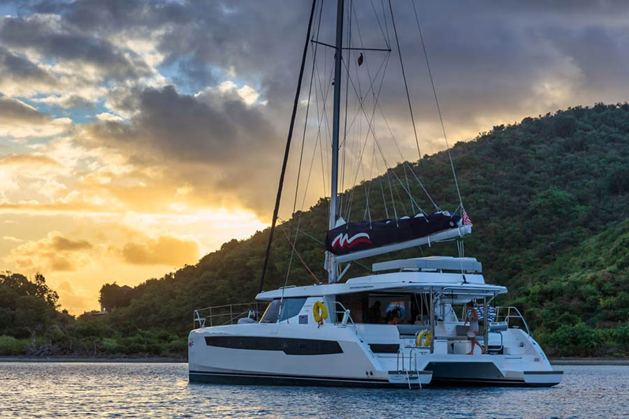 BVI CATAMARAN FOR 6